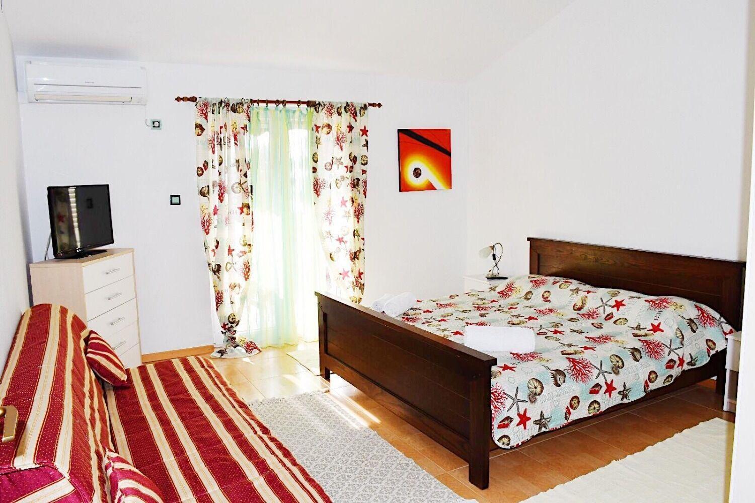 Apartments Darko - 30 M From Beach Sukosan Luaran gambar
