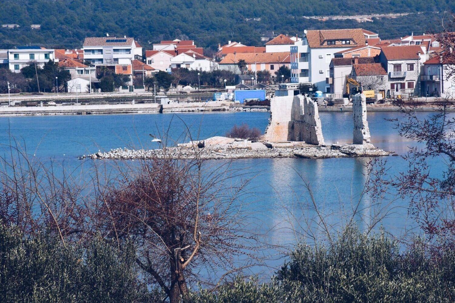 Apartments Darko - 30 M From Beach Sukosan Luaran gambar